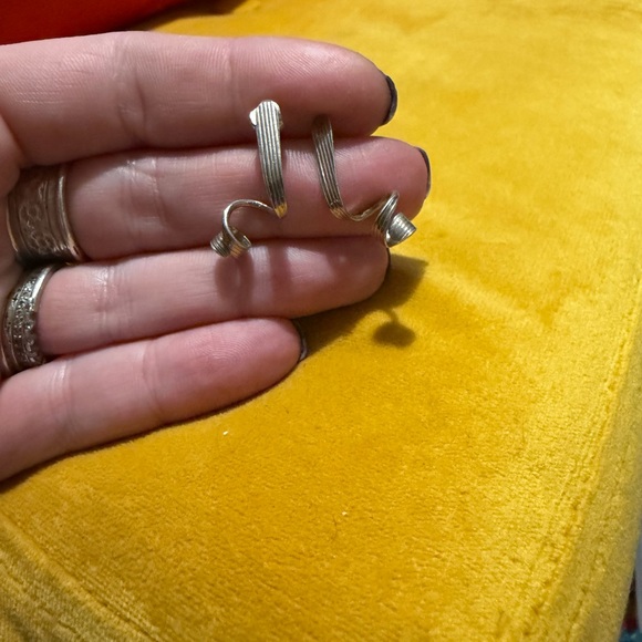 Vintage Jewelry - STERLING NATIVE AMERICAN earrings